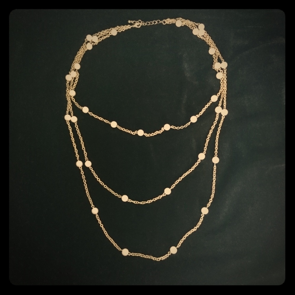 Multistrand faux pearl and gold chain necklace